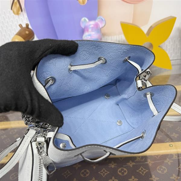 2026124164742490 210